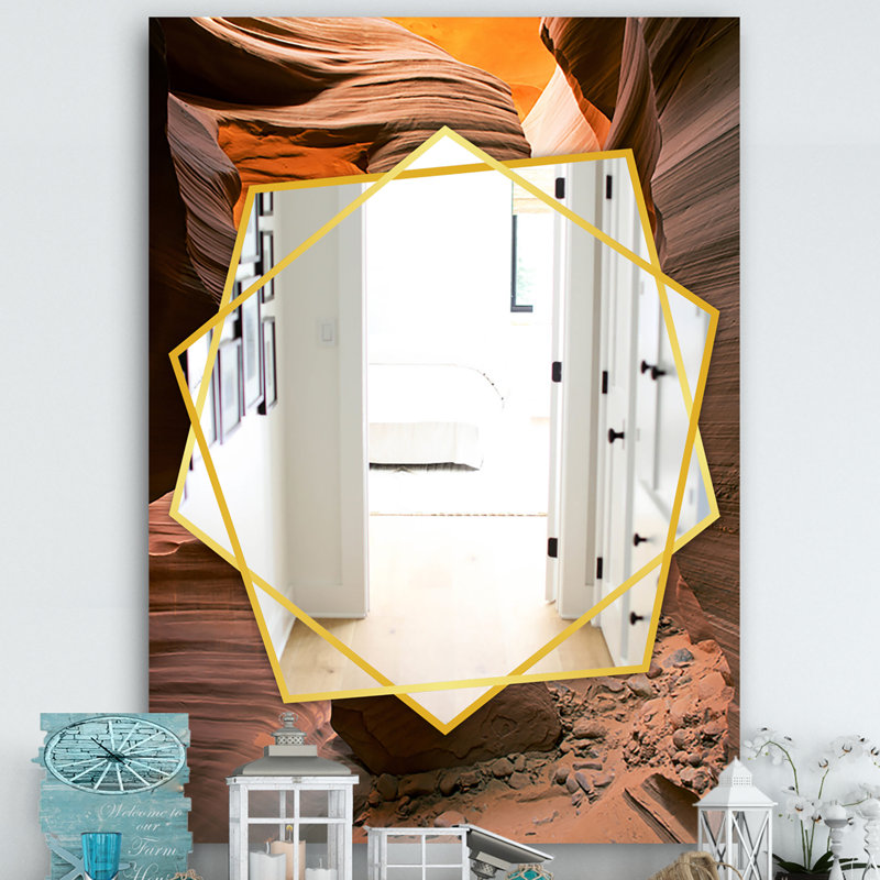 Miroir d'appoint mural Lower Antelope, H 39,4 po x l 29,5 po