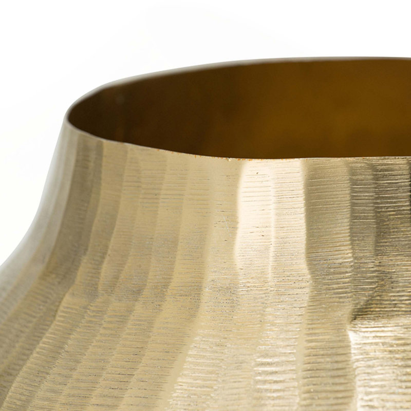 Un vase décoratif décoratif fabriqué en aluminium de haute qualité pour une durabilité, une stabilité et un nettoyage facile