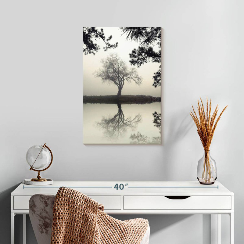 Harnek Winter Willow, 24" H x 16" W