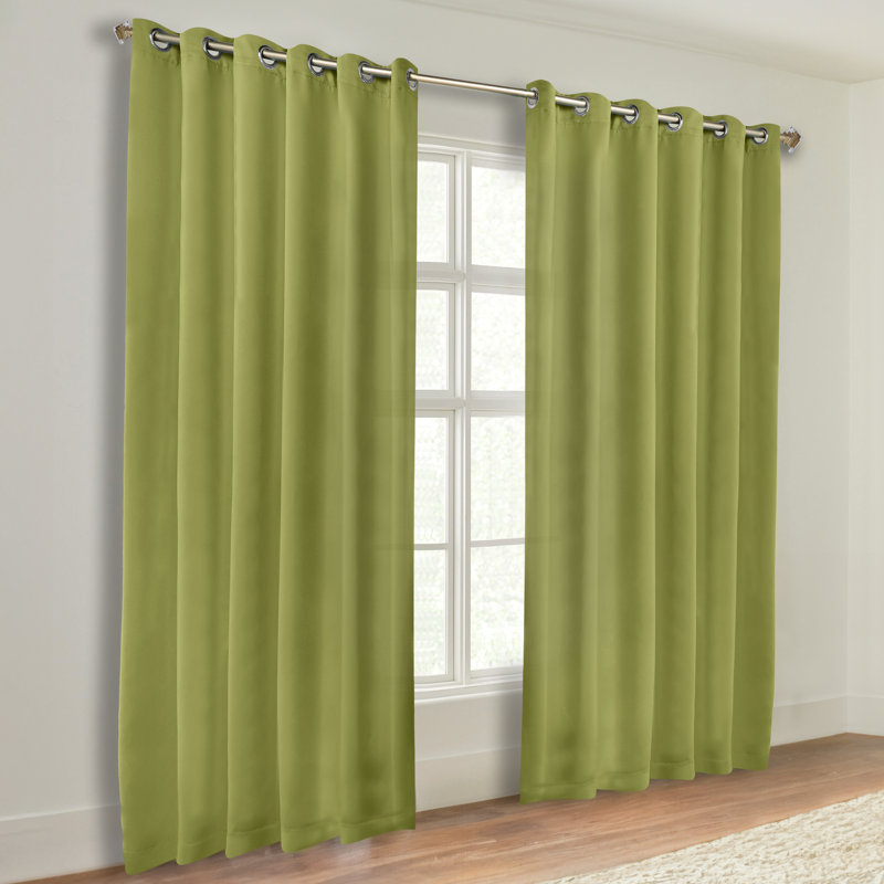 Paire de rideaux obscurcissant avec œillets Millendon, Sauge, L 70 po x L 96 po
