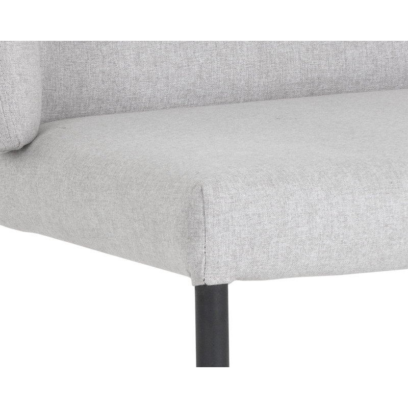 Chaise d'appoint rembourrée H 18,75 po Anneken, Gris clair