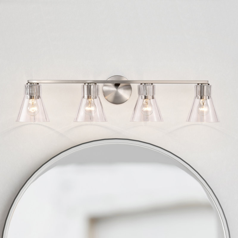 Spruill - coiffeuse - verre transparent, Nickel brossé, 33,25 po de largeur, Quatre lumières