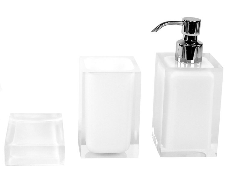Currahee Bathroom Accessory Set, White