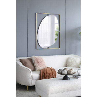 Exquisite Oval Mirror With Glamorous Metal Frame For Versatile Home Decor