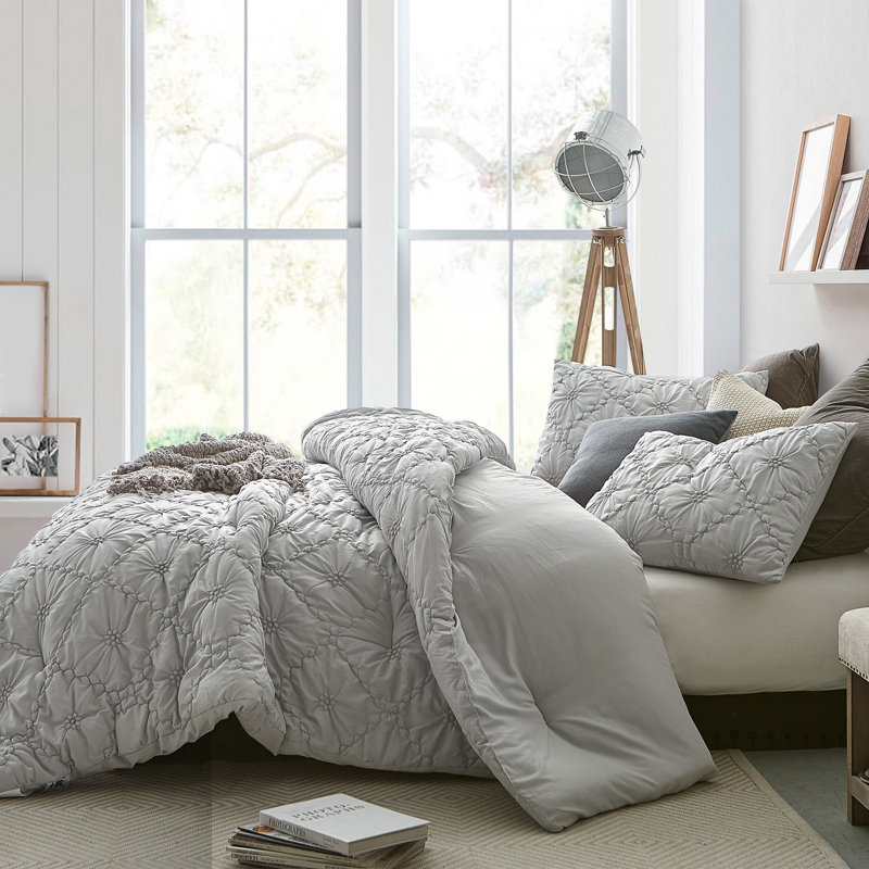  Farmhouse Morning Quilted Oversized Comforter Set, Twin XL Comforter + 1 Sham, Glacier Gray