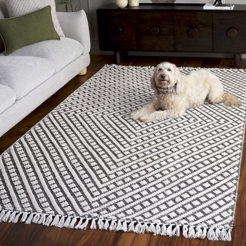 Brashear Hand Loomed Wool/Cotton Rug in Ivory/Black, Rectangle 5' x 8'