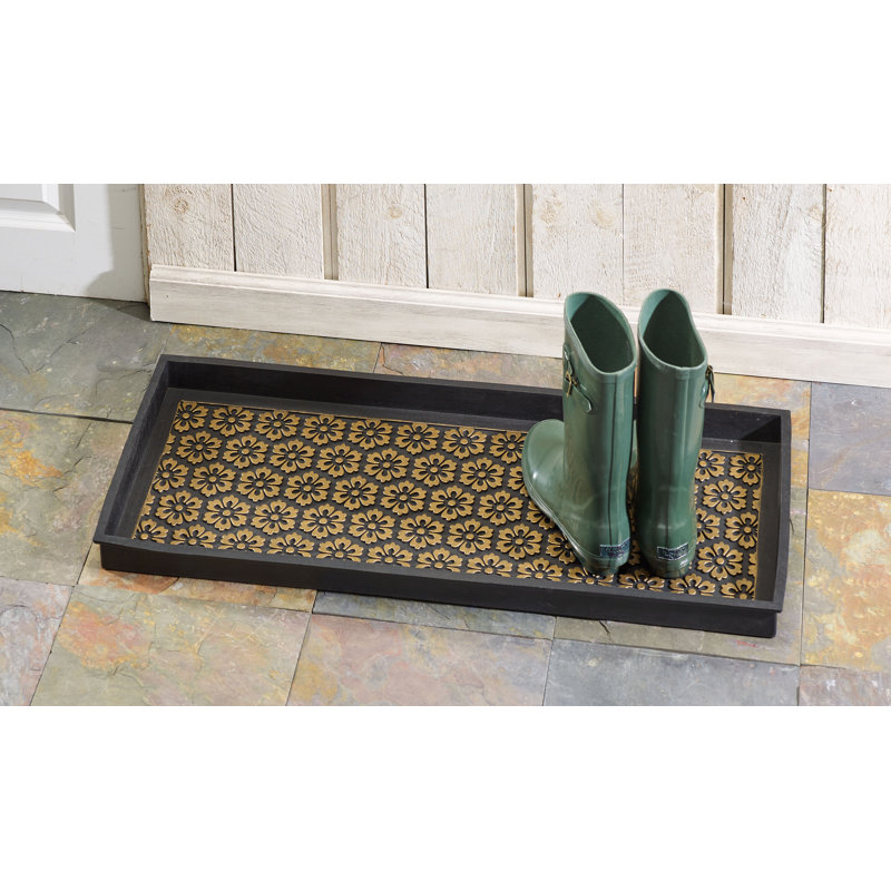Layla Arrow 34in x 14in Non-Slip Outdoor Rubber Boot Tray