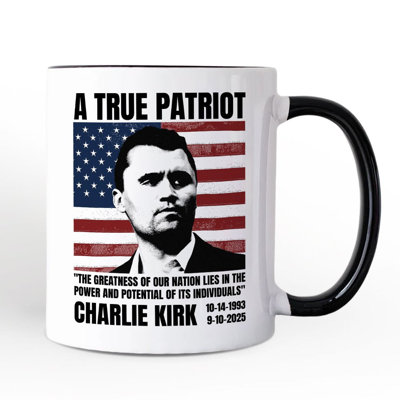 Une vraie tasse de patriote américain, citation de Charlie Kirk