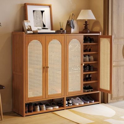 39 - Pair Shoe Rack
