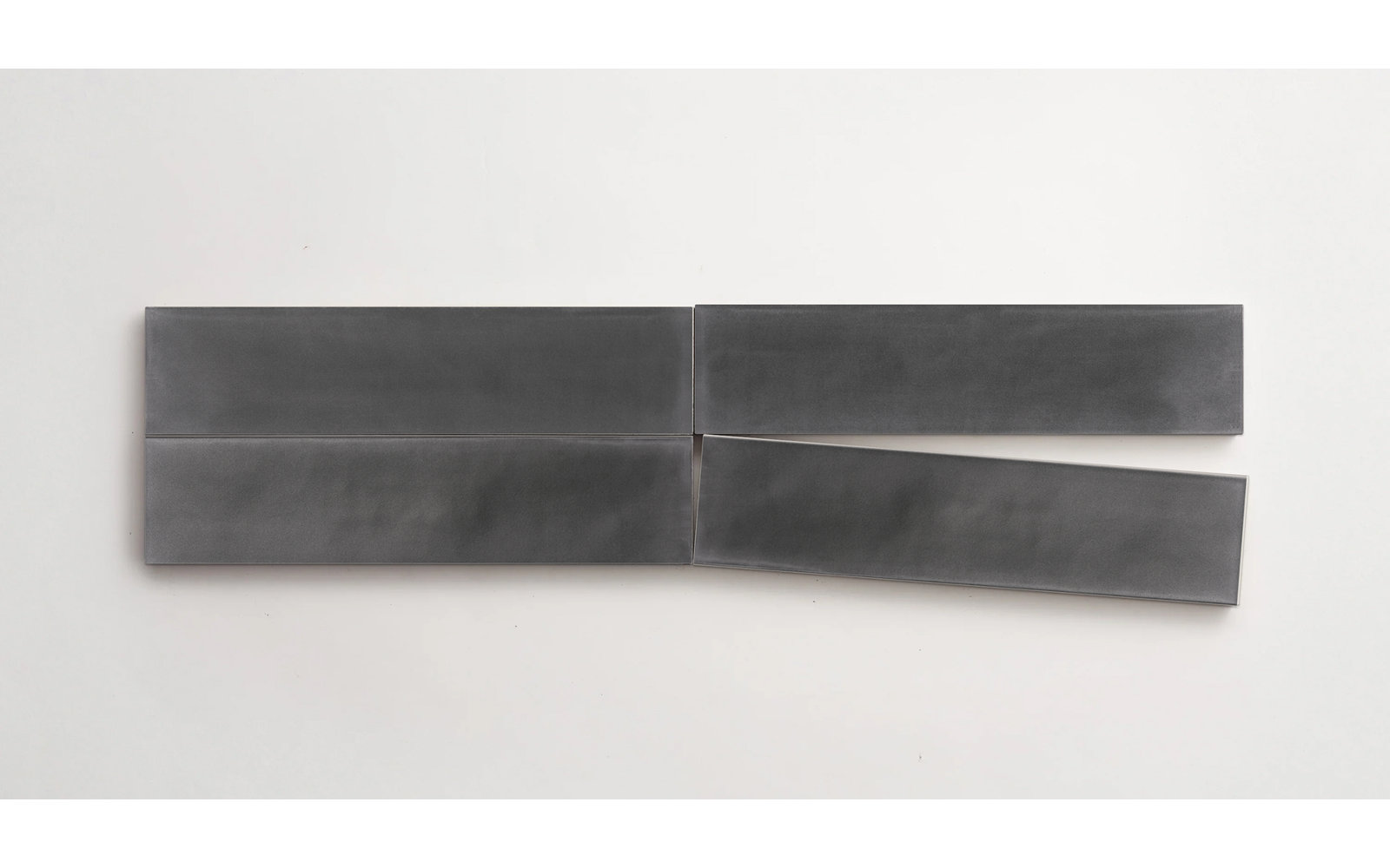 Moxy 2" x 10" Matte Tile, Nero
