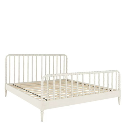 Jennifer Bed