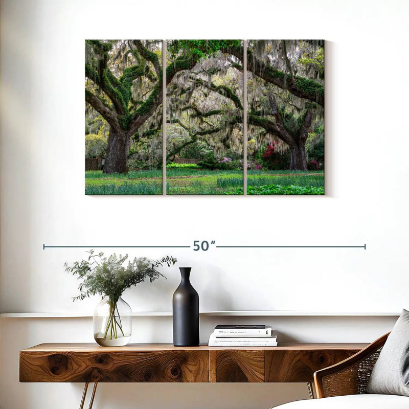 Harnek Mossy Oak Trees, 24" H x 38" W