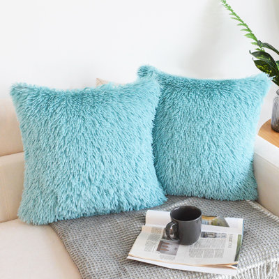 Housse de coussin carrée en fausse fourrure