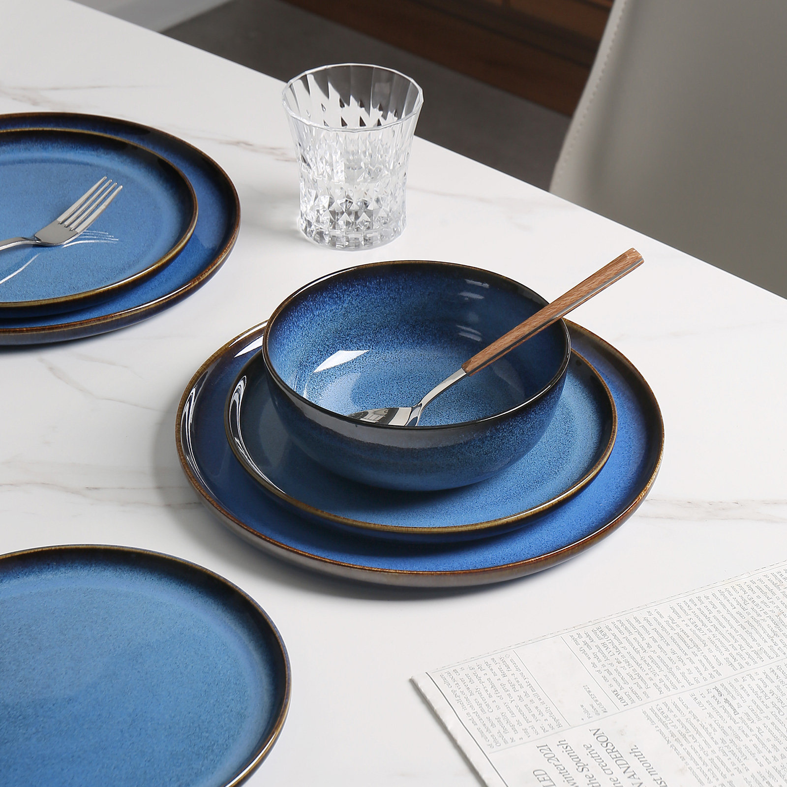 ALOFMO Gold Ingot 12 Piece Stoneware Dinnerware Set, Service for 4, Blue