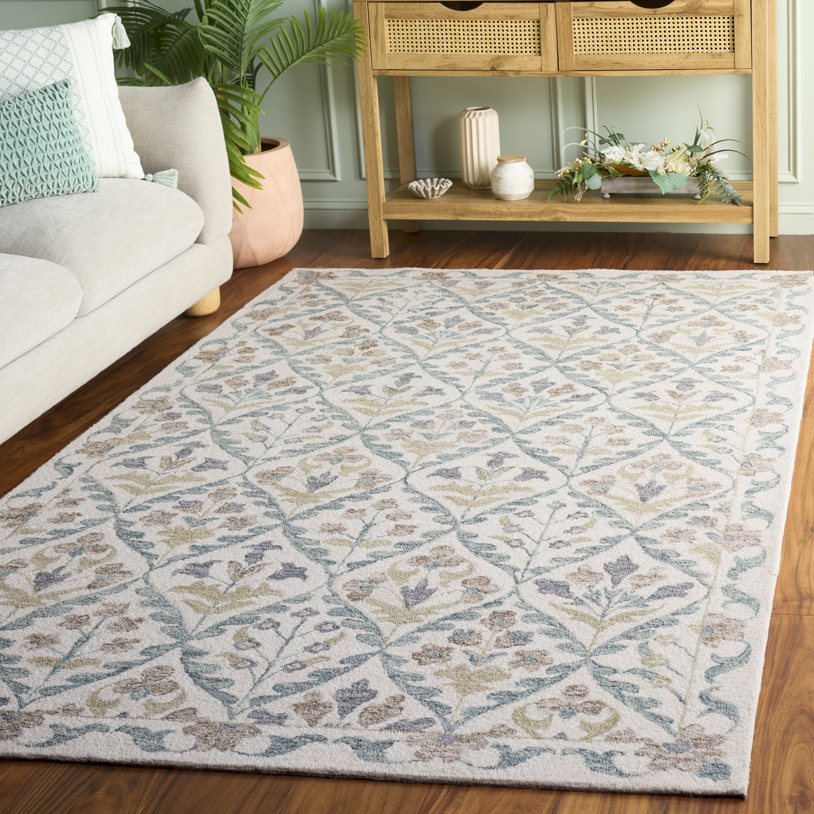 Hand-Tufted Wool Floral Rug, Rectangle 5' x 8'