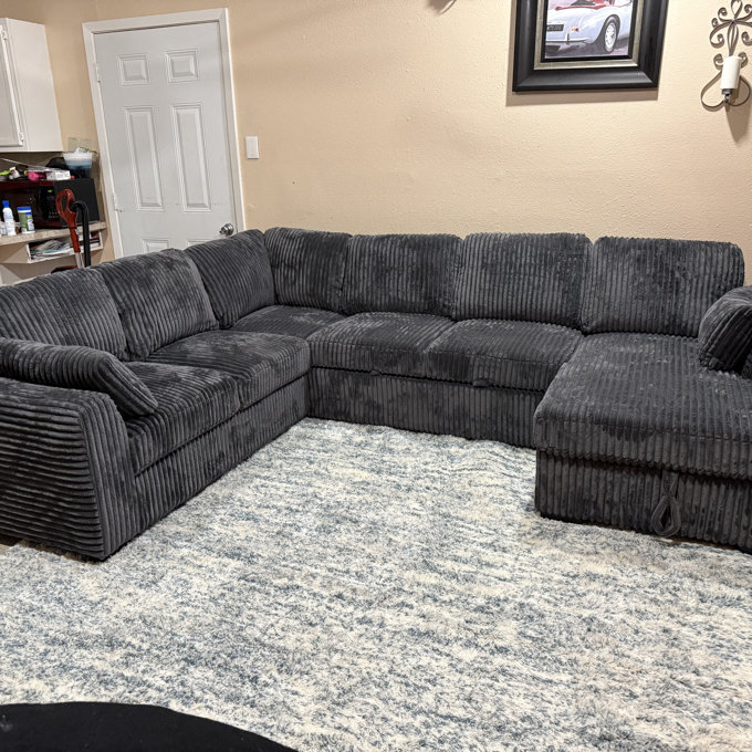 Area Rug In Ivory / Light Aqua (8' x 10')