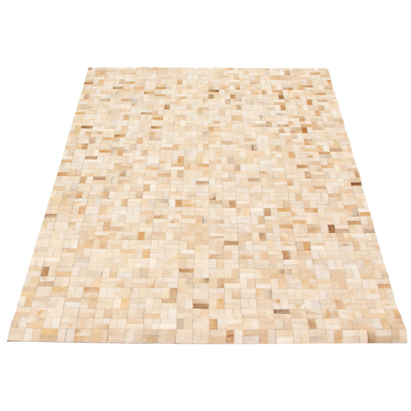 Tapis ivoire / brun en cuir de vache fabriqué à la main Arvada