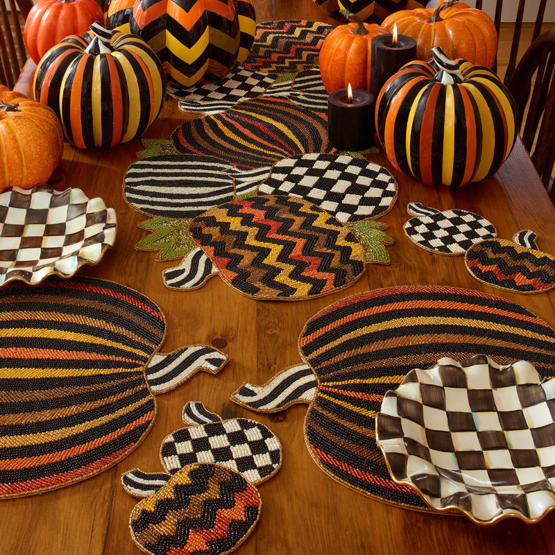 Courtly Check® Ceramic Fluted Dessert Plate