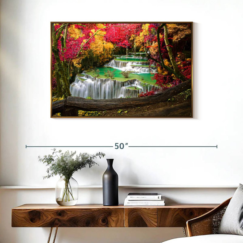 Cascade Huai Mae Khamin, Cadre flottant doré, 37 po x 25 po