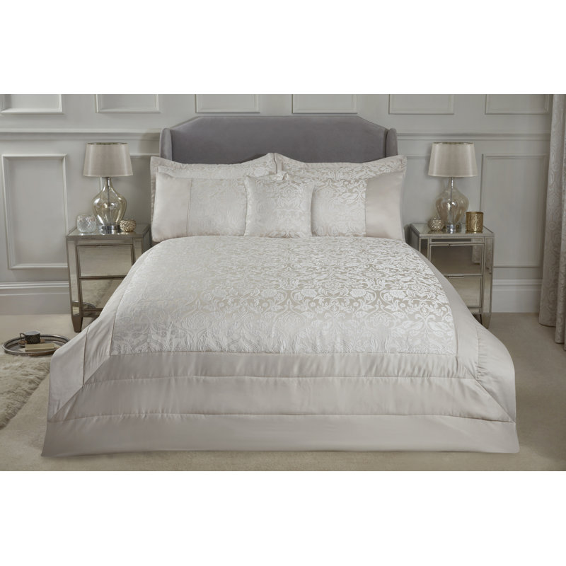 Eden Polyester Floral Bedspread, Cream