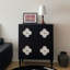 Console ronde noire en bois massif