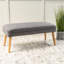 Gris avec revêtement doux et base en bois