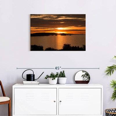 Alvord Mwanza coucher de soleil ciel