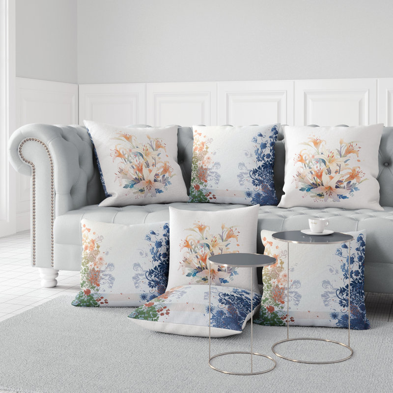 Oreiller réversible intérieur / extérieur Lily Mist Serenity, Bleu / vert / orange floral, H 16 po x l 16 po
