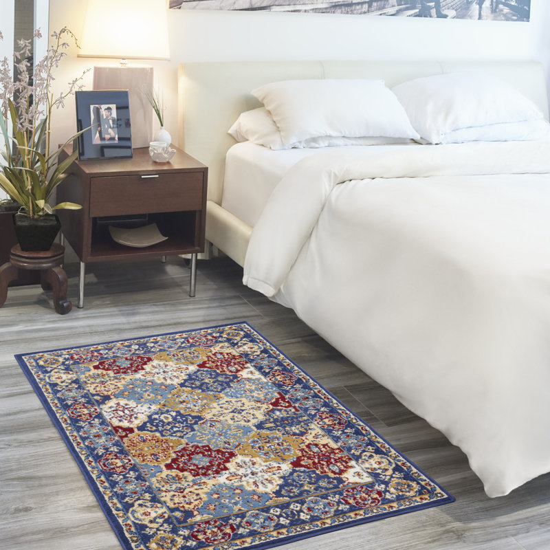 Shadell Oriental Indoor Rug, Rectangle 3' x 5'