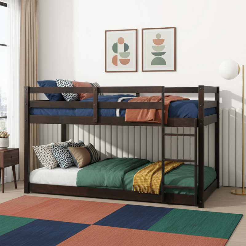  Lit superposé bas simple au-dessus de simple de 77 po de largeur - Base de lit en bois d'hévéa massif pour enfants - Barrières de sécurité et échelle intégrée - Aucun sommier requis