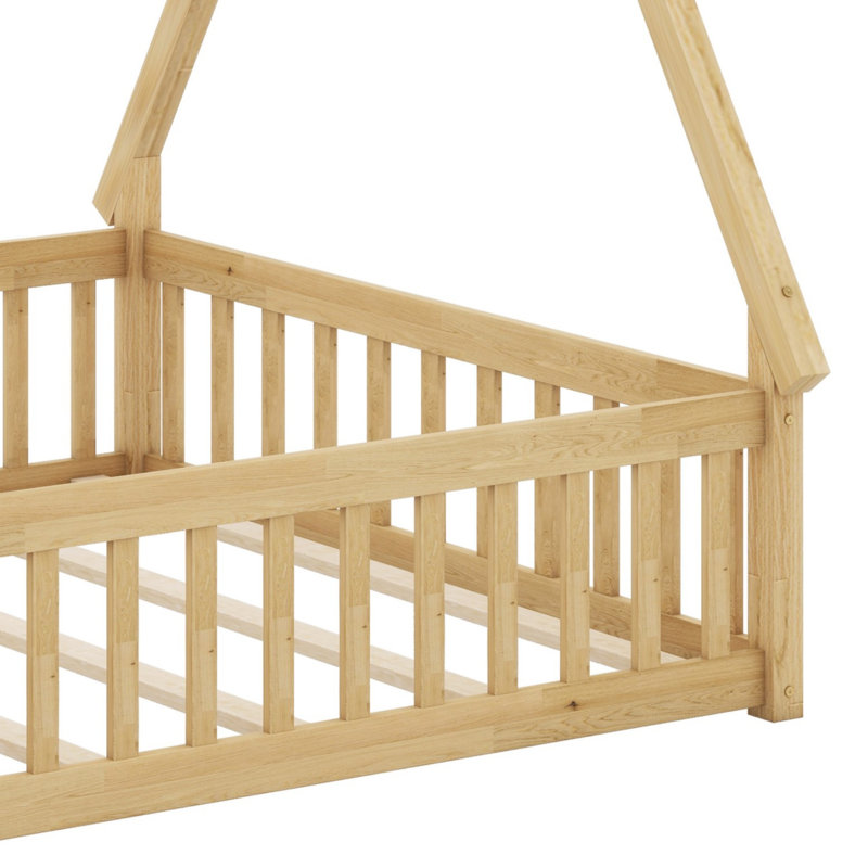 Lit de jeu en bois avec lattes, garde-corps et porte Playful, Naturel, Lit double