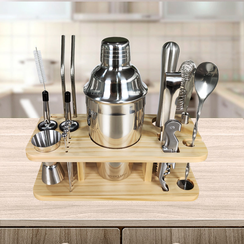 Boston 8 Piece Shaker Set