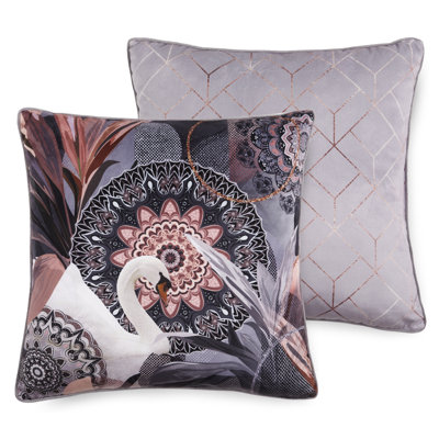 Reidar Square Cushion