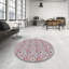 Tapis rouge/blanc à motifs Snediker-901341105
