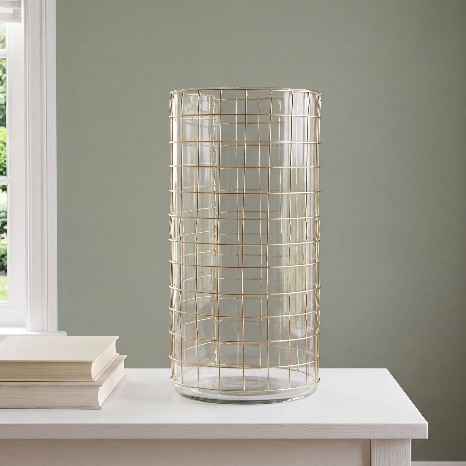 Everly Quinn Glass Hurricane Holder