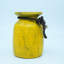 Vase en bois jaune campagnard avec corde rustique