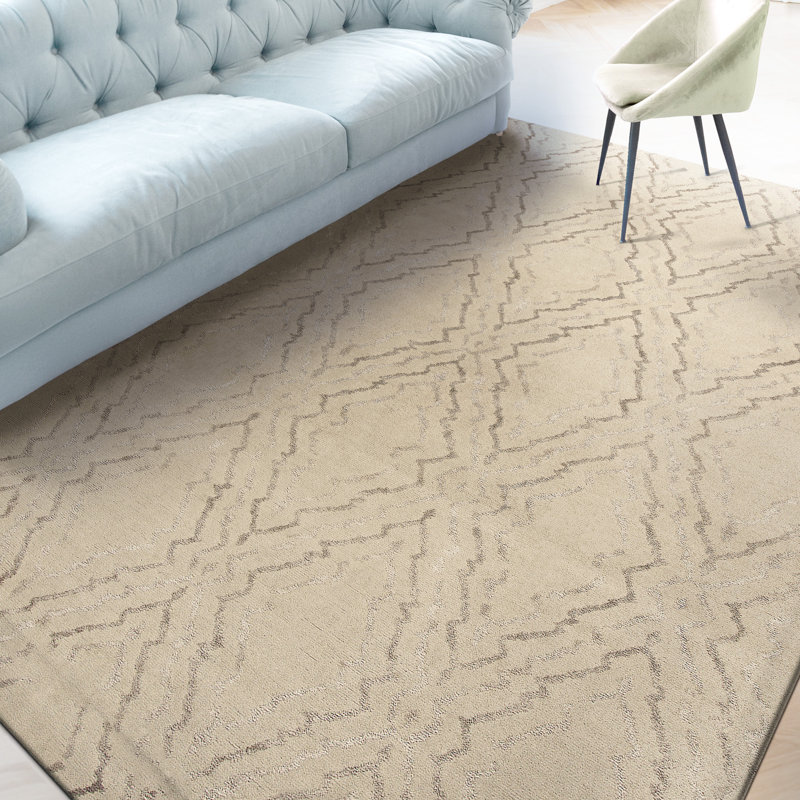 Geometric Area Rug in Light Brown/Cream, Rectangle 6' x 9'