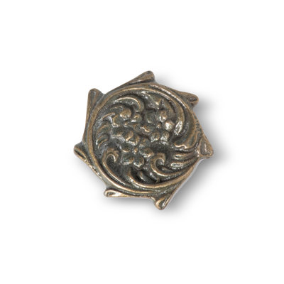 Bouton en laiton antique à rosace