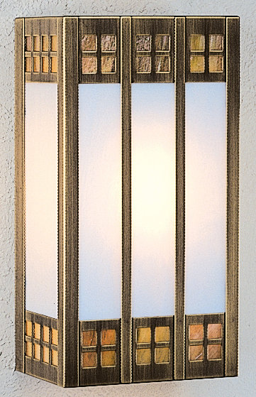 Ada Applique Murale à 1 Lumière Glasgow, 9" H x 6,5" L x 4" D, Laiton antique, Or blanc irisé et blanc opalescent