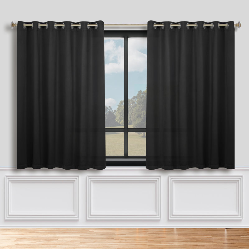 Paire de rideaux obscurcissant avec œillets Millendon, Noir, L 70 po x L 63 po