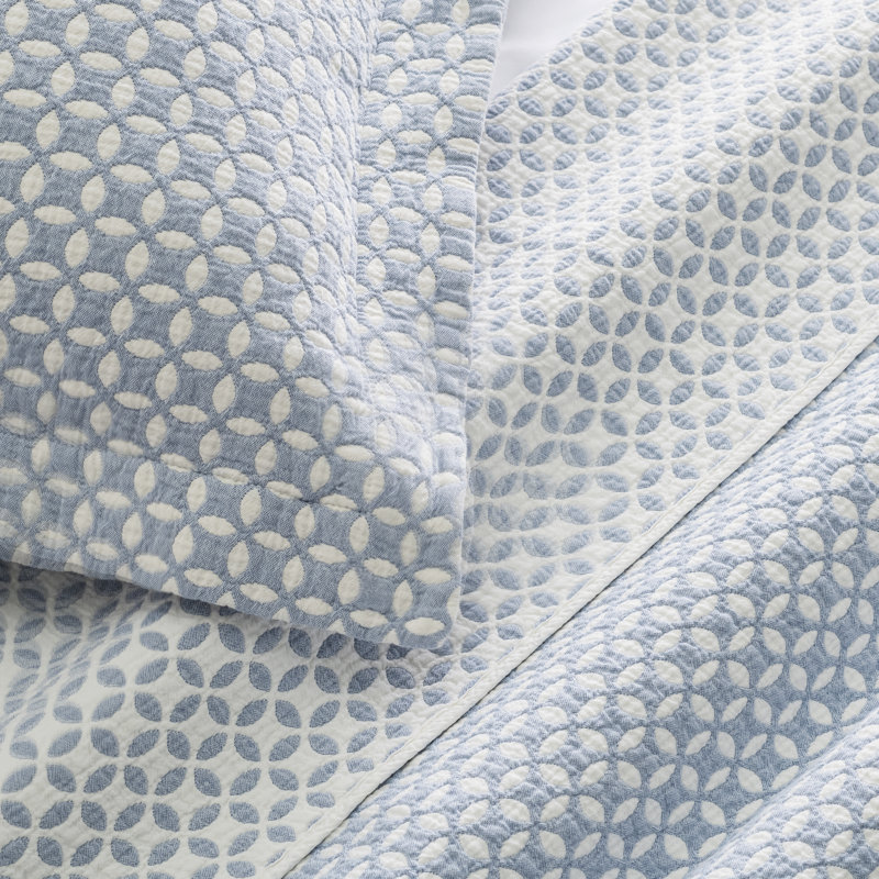 Leaf Cotton Blanket, Queen, Cornflower