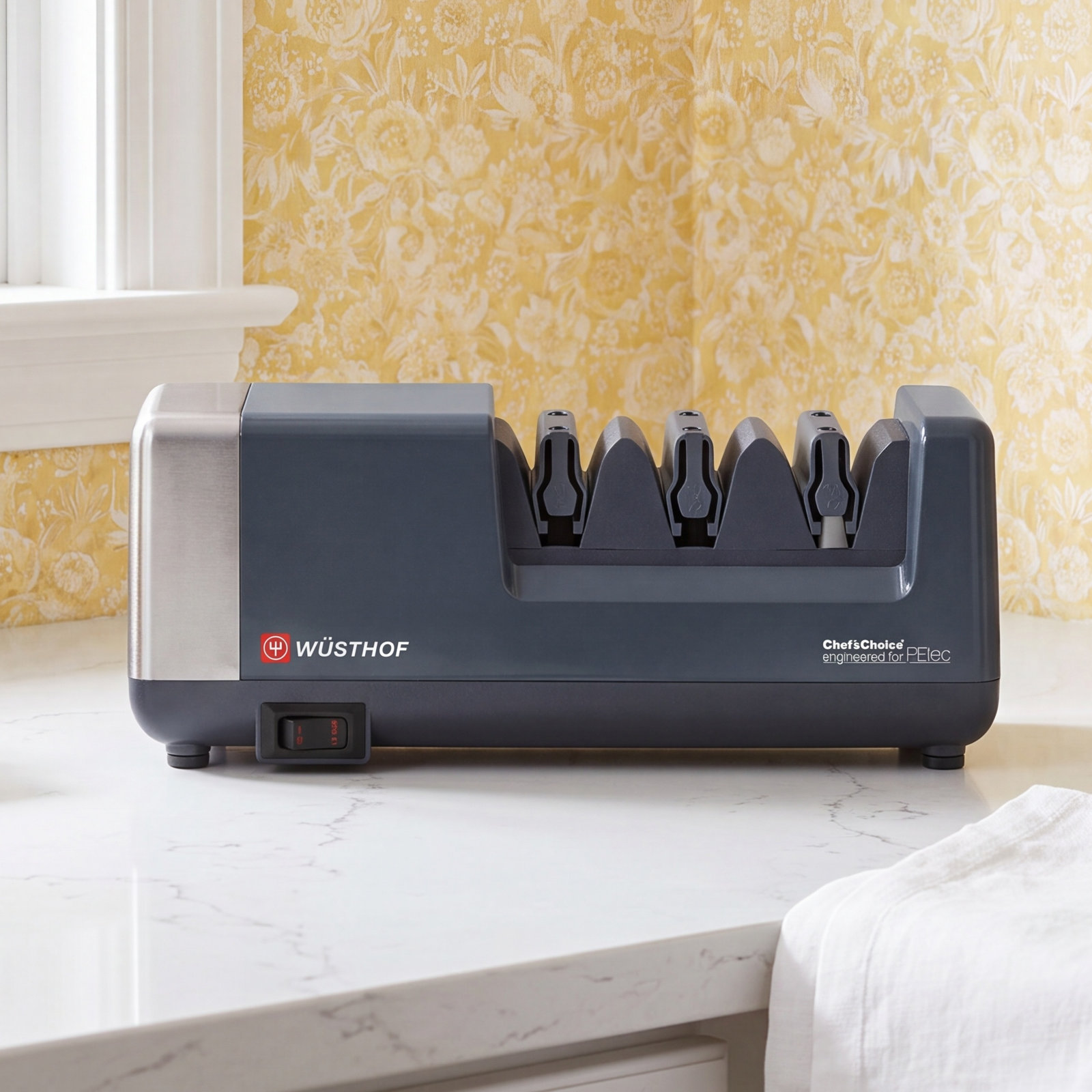 Wusthof 3-Stage Electric Sharpener