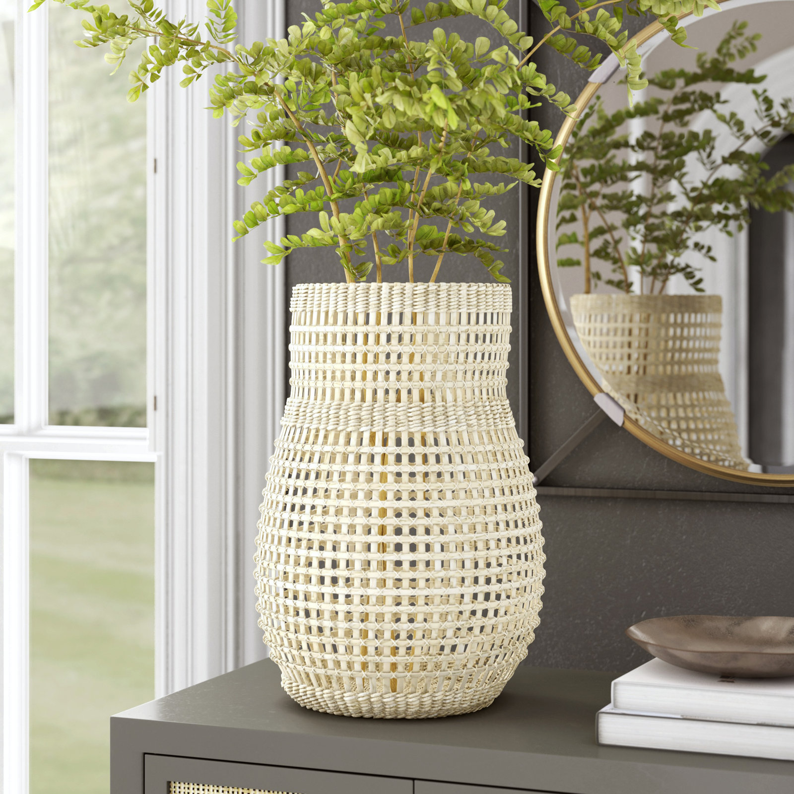 Livia Seagrass Table Vase