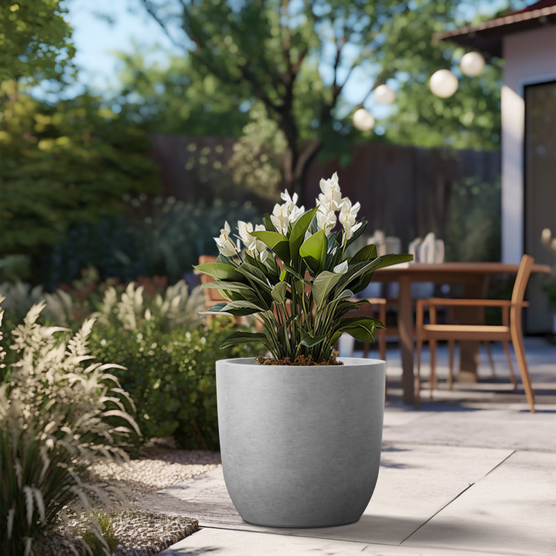Pot à fleurs en béton Karola, Pierre, H 15,5 po x l 17 po x P 17 po