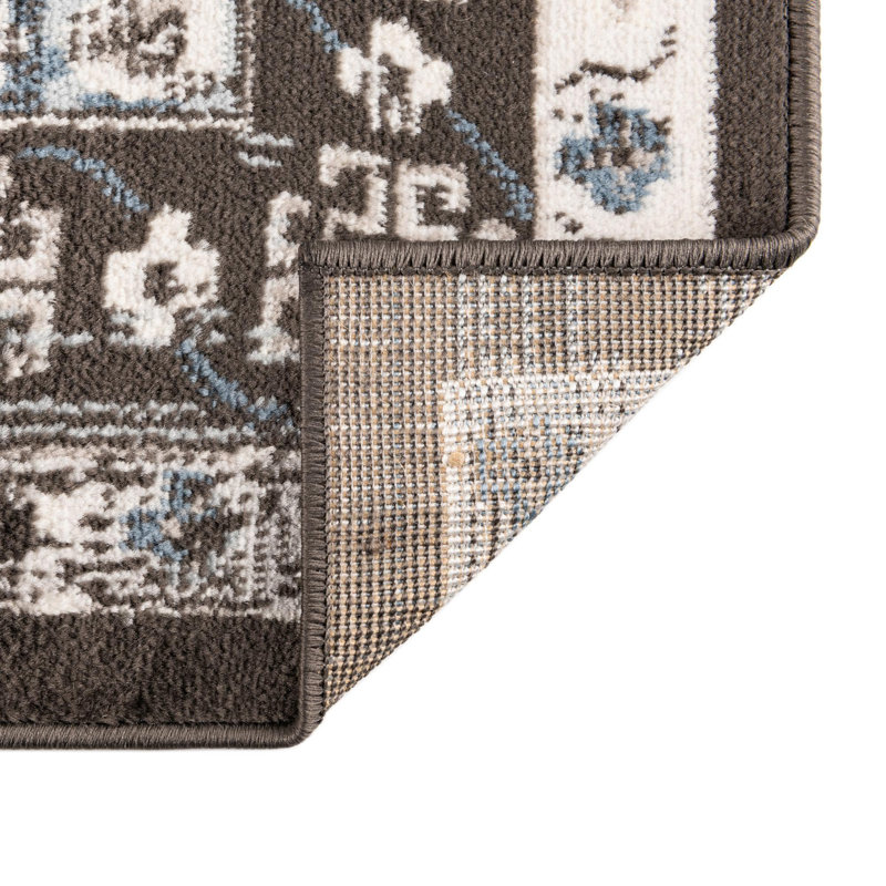 Shanil Oriental Indoor Rug, Square 7'10"
