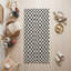 Tapis moderne à carreaux géométrique ondulé noir et crème (2,6 pi x 4,9 pi)