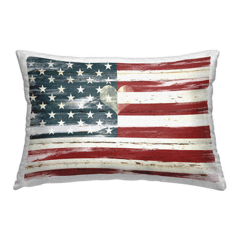 Coussin extérieur Heart Of America Flag par Carol Robinson