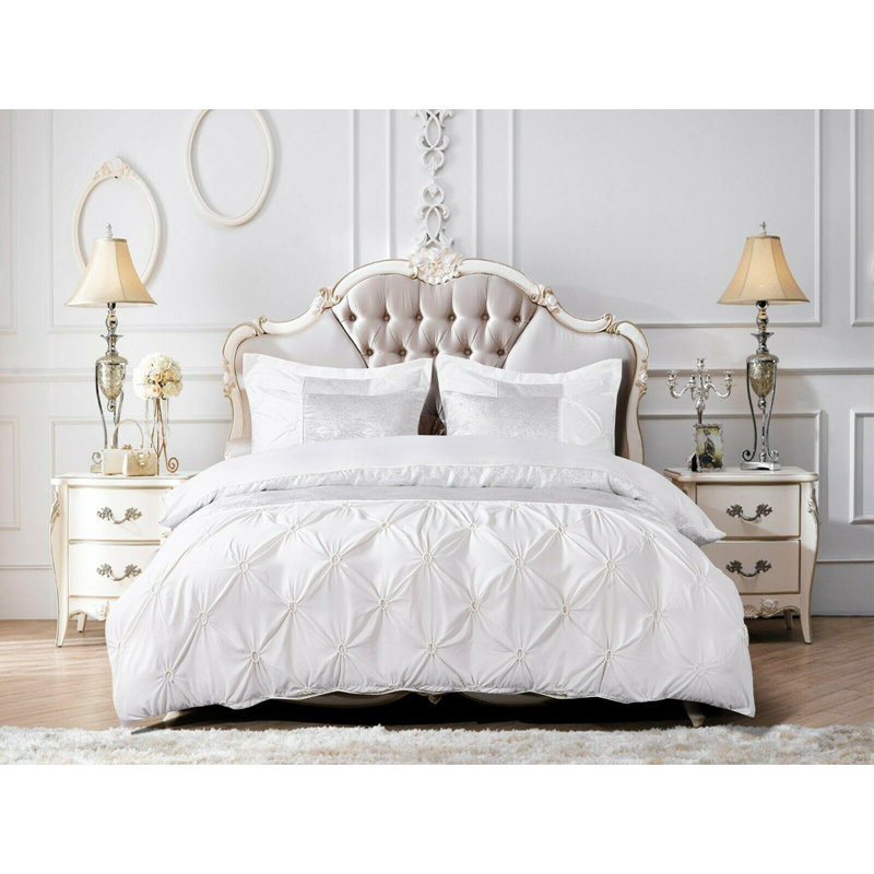 Maya Jacquard Duvet Cover Set Soft Microfiber Bedding with Pillowcases, Hypoallergenic & Luxurious, White