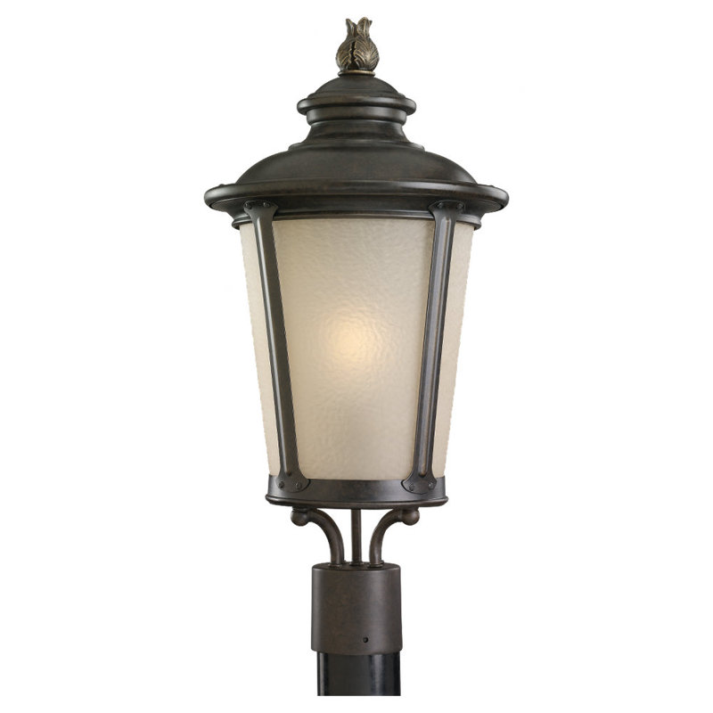 Lanterne Cape May 1 lumière, 23 po H, câblée, Non, Fer