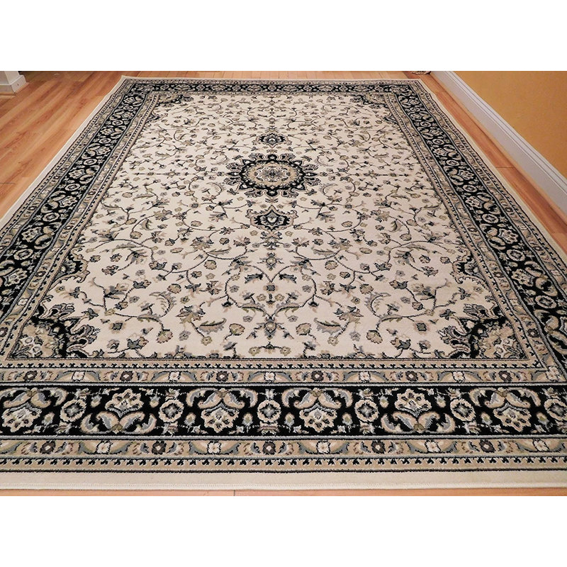 Montanez Wool Oriental Indoor Rug, Rectangle 5' W x 8' L